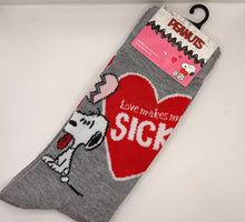 Load image into Gallery viewer, Peanuts Snoopy Socks
