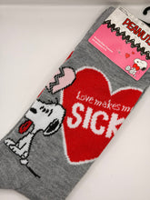 Load image into Gallery viewer, Peanuts Snoopy Socks
